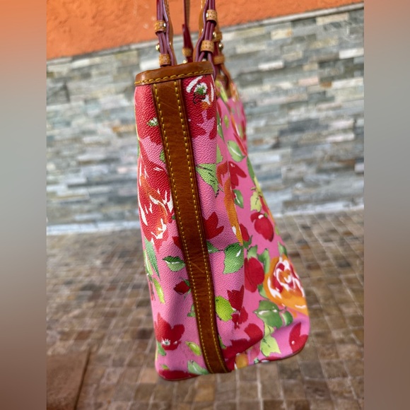 Dooney and Bourke shoulder bag with wallet (rare) - Picture 8 of 16